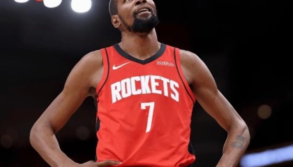 足球直播-火箭拒逆转！杜兰特32+7创纪录，康宁汉姆12+8，申京19+5探花立功